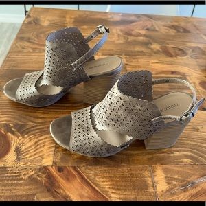 Maurices Grey Heal Size 9